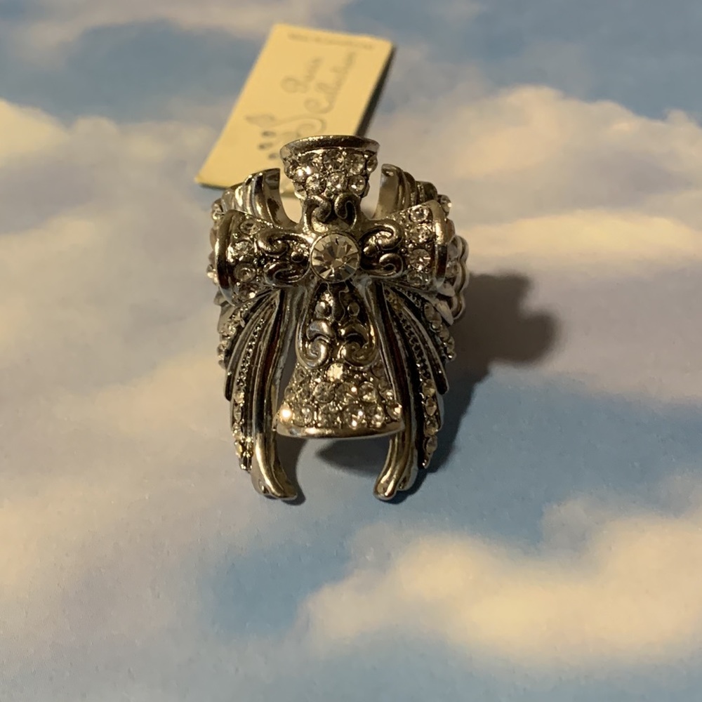 Paris Collection, Cross w/ angel wings ring.